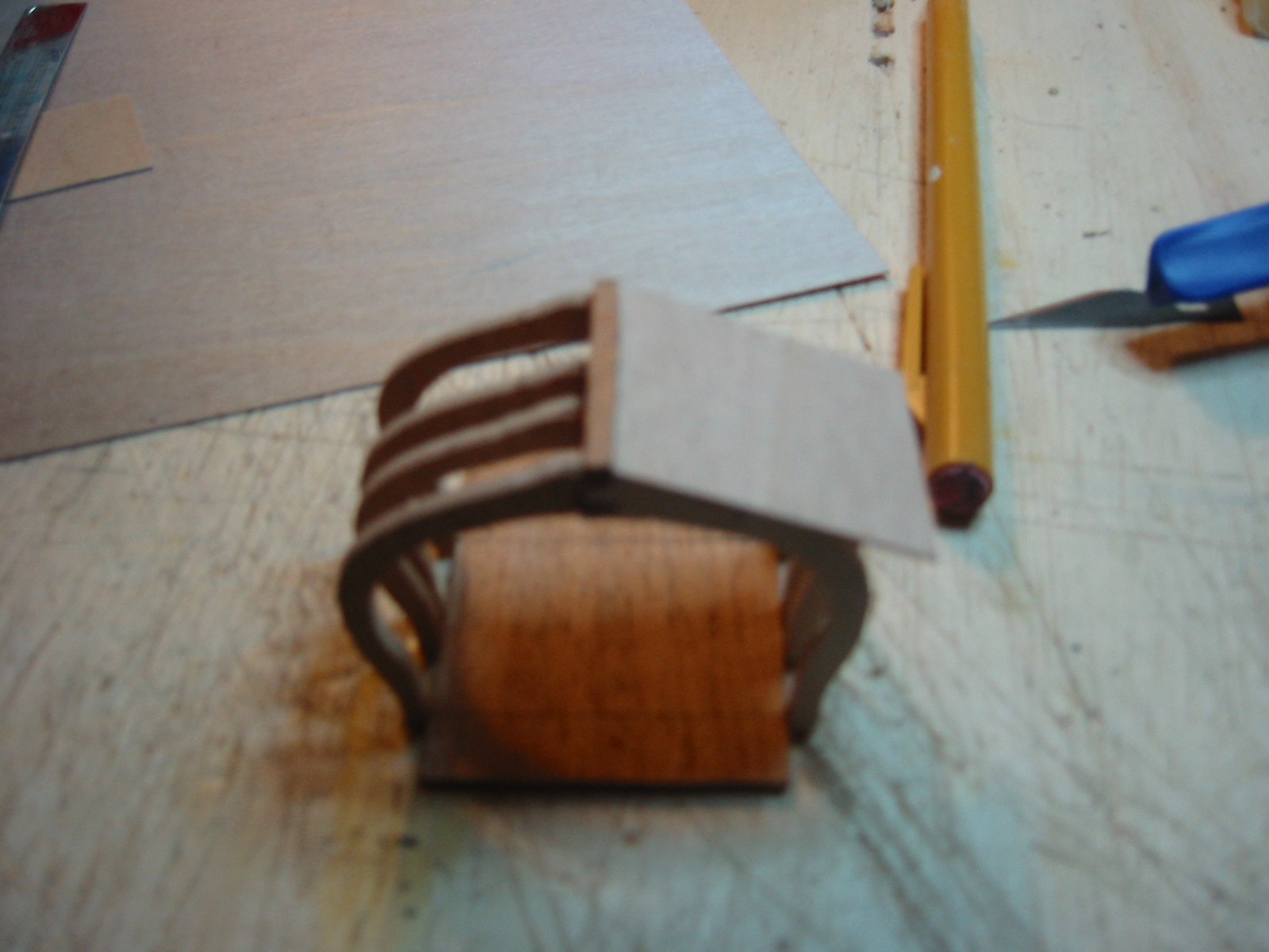 FrigateUnderGlass/HullPlank1.JPG