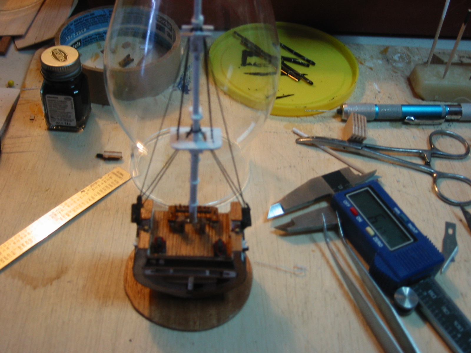 FrigateUnderGlass/Mounting1.JPG