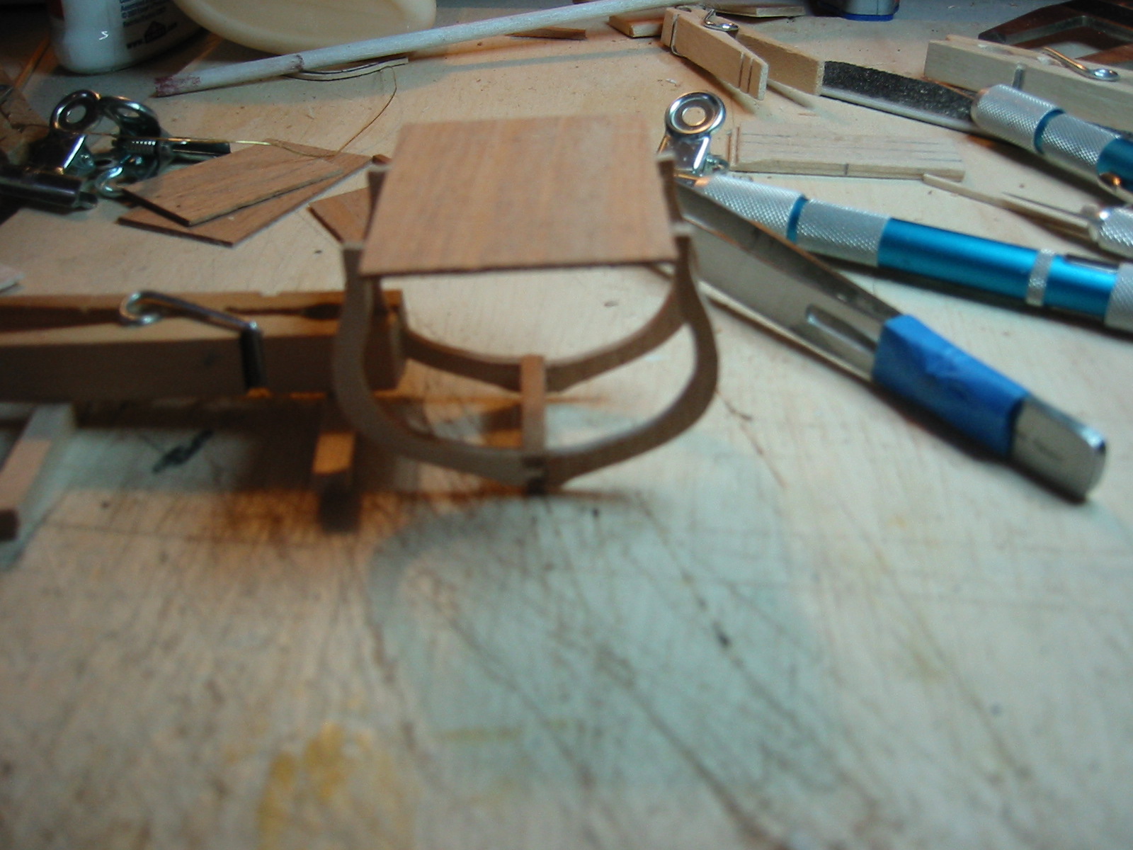 FrigateUnderGlass/RibBuild5.JPG