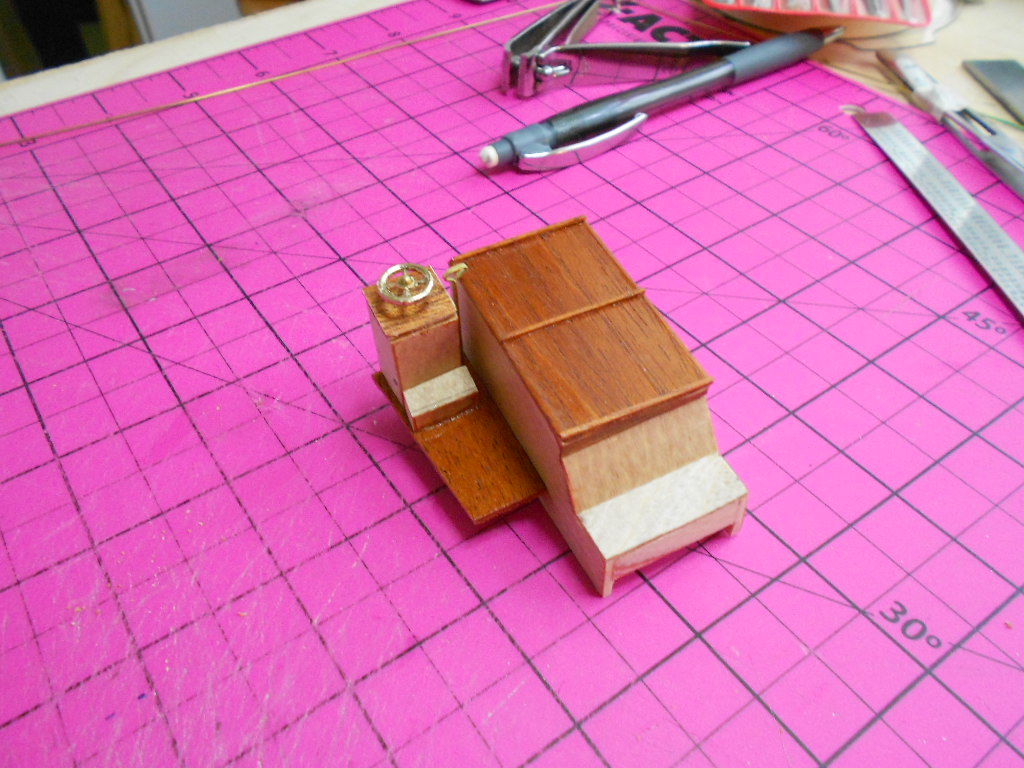 HigginsBoat/50a.EngineHelm.JPG