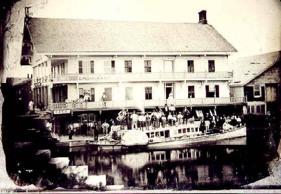 PacketBoat/uticasteamboat1.jpg